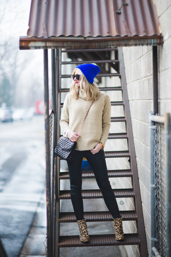 Leopard Beanie Outfits For Women (4 ideas & outfits)