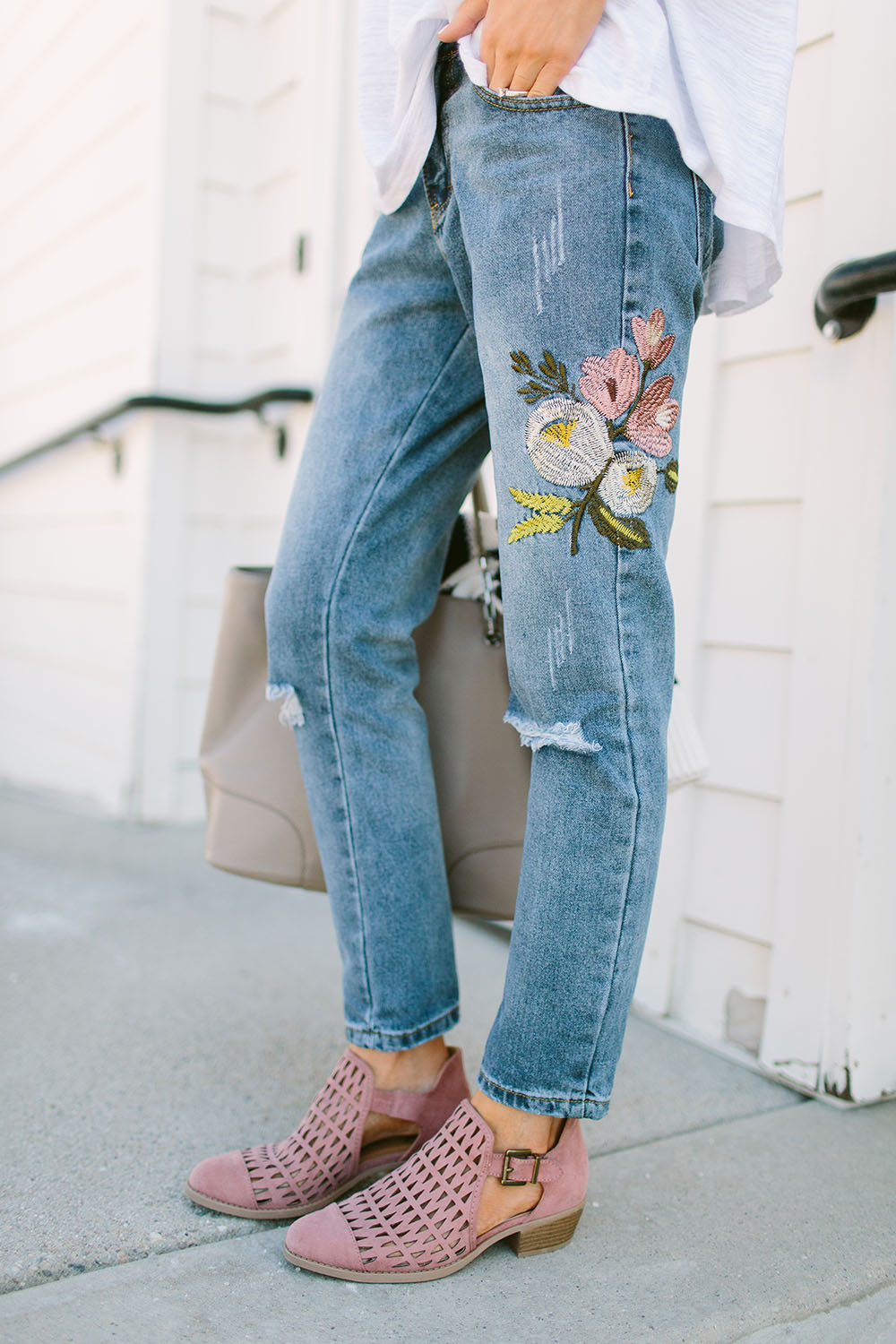 How to wear embroidered denim