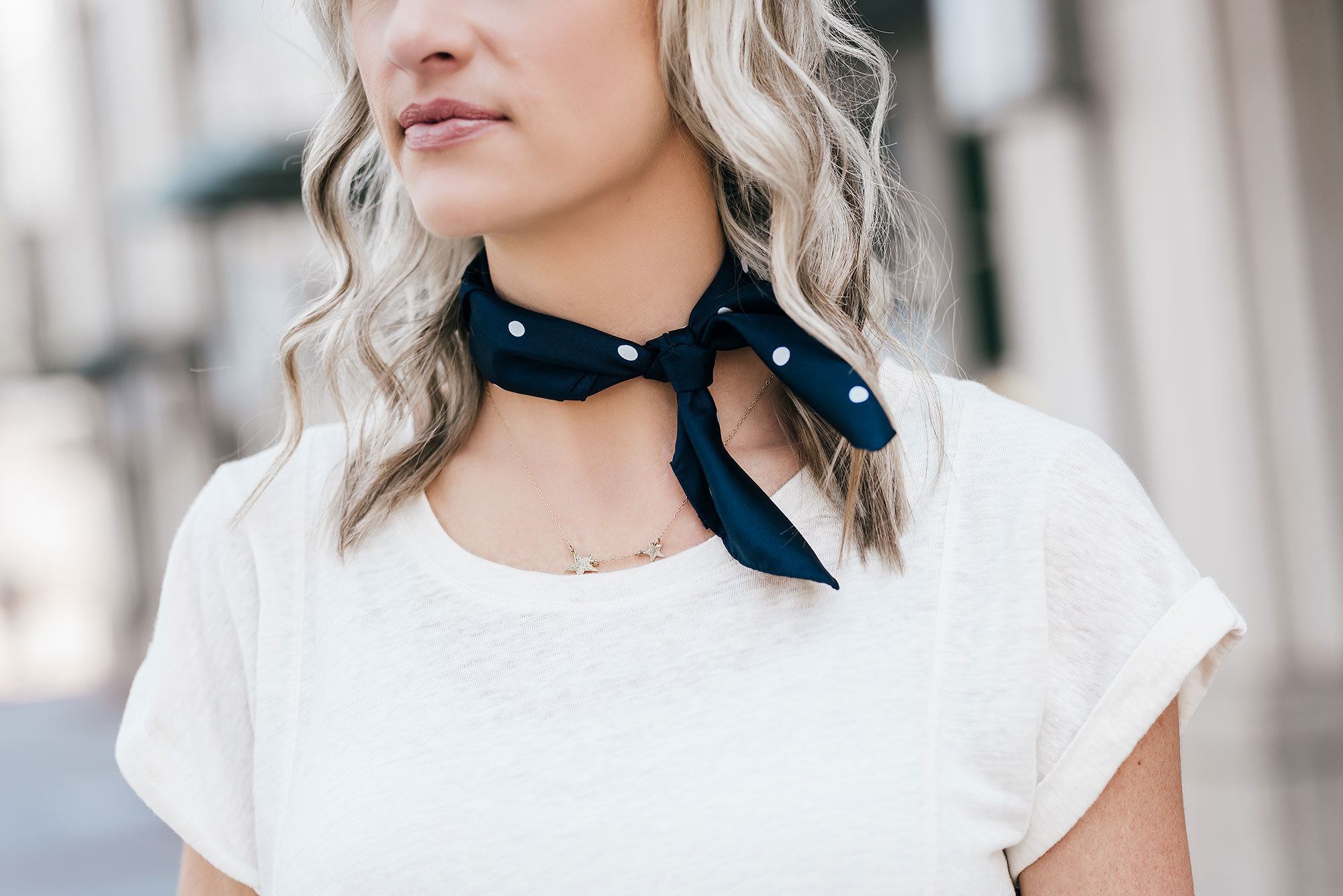An Easy (and Affordable) Way to Update Your Favorite Basics | How to Wear a Neck Scarf | Transitional fall outfit ideas | Best bags for fall | Best shoes for fall | Little Miss Fearless