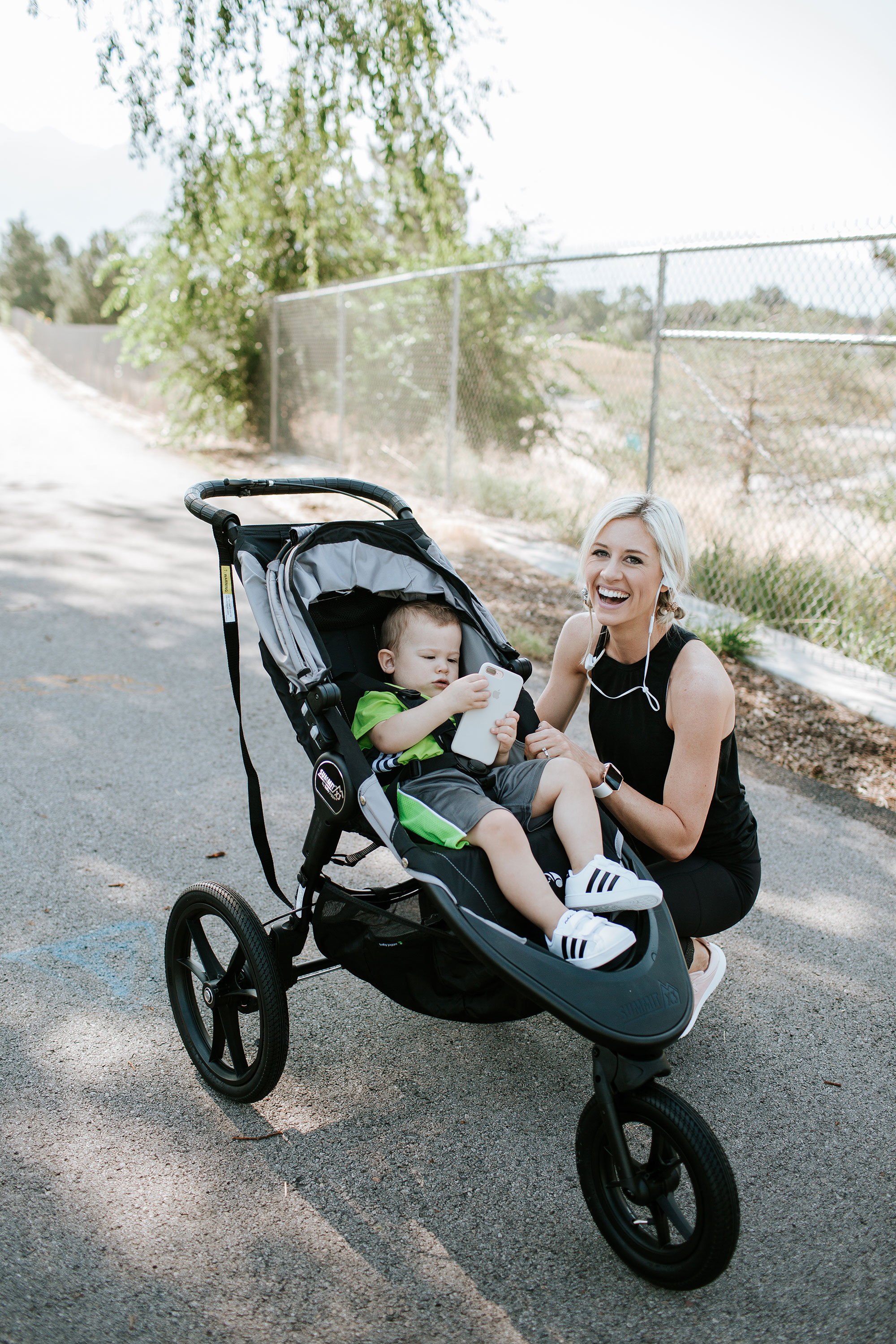 3 Simple Habits of Fit and Healthy Moms | Little Miss Fearless