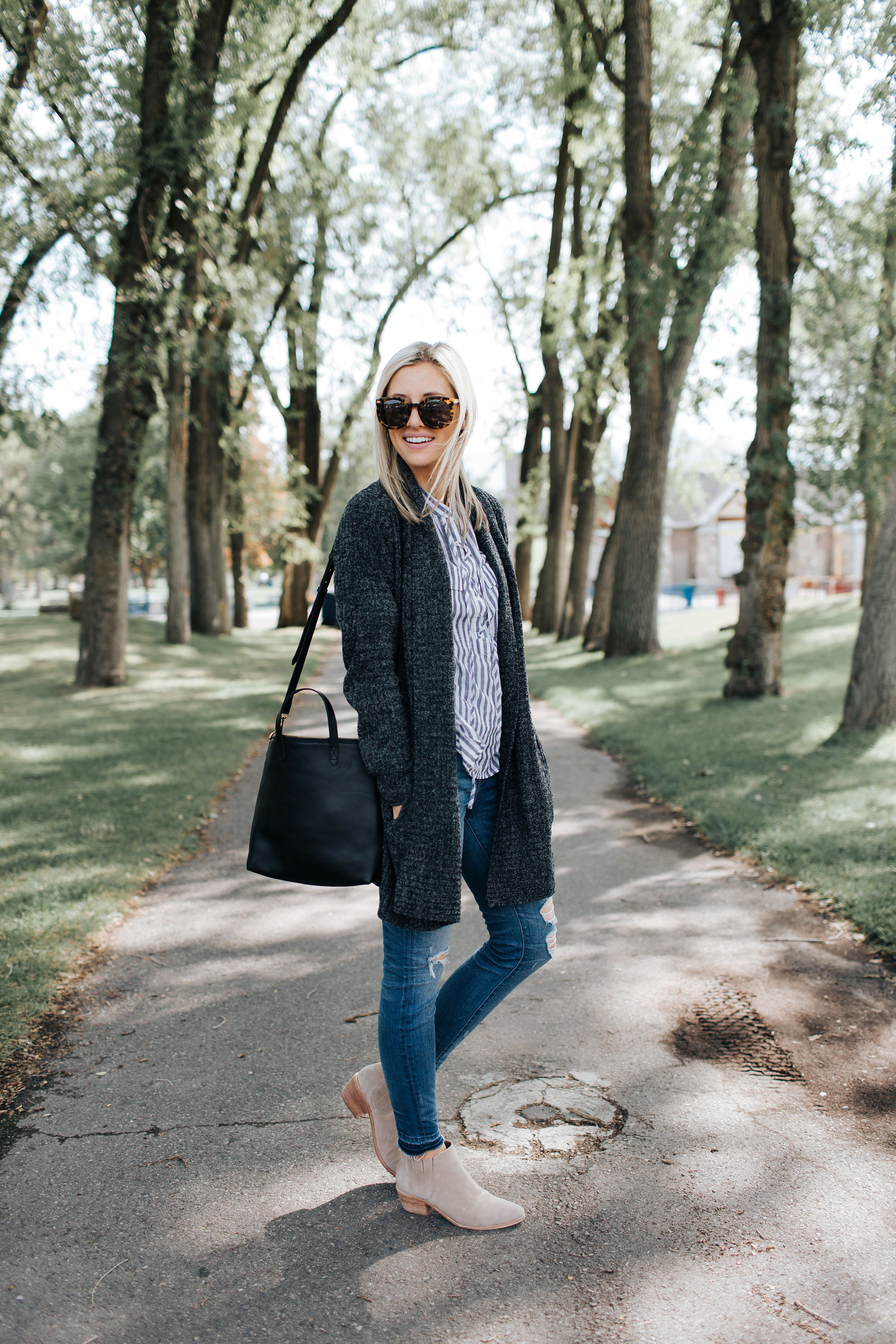 2 Tips for Effortless Personal Style + A Don’t-Miss QVC Sale! | @barefootdreams @QVC | Little Miss Fearless
