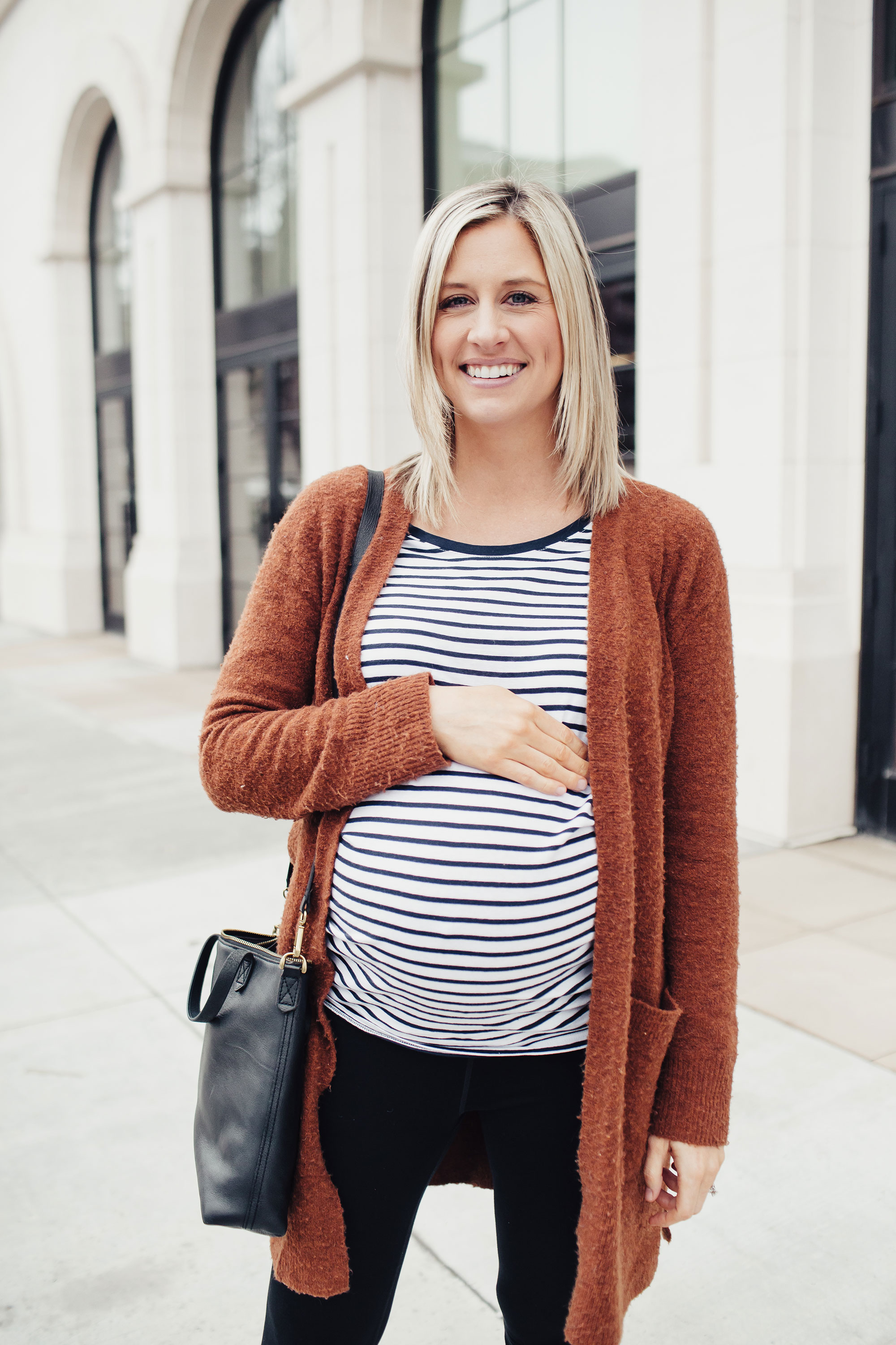 Destination Sofft: A Maternity Capsule Wardrobe Necessity - Little Miss ...